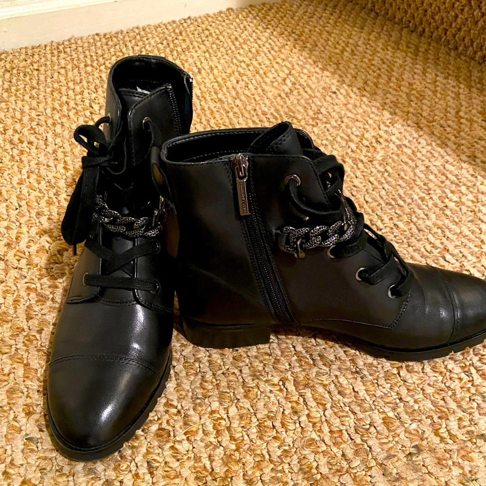 🆕 NEW Ankle boots with sparkly chain